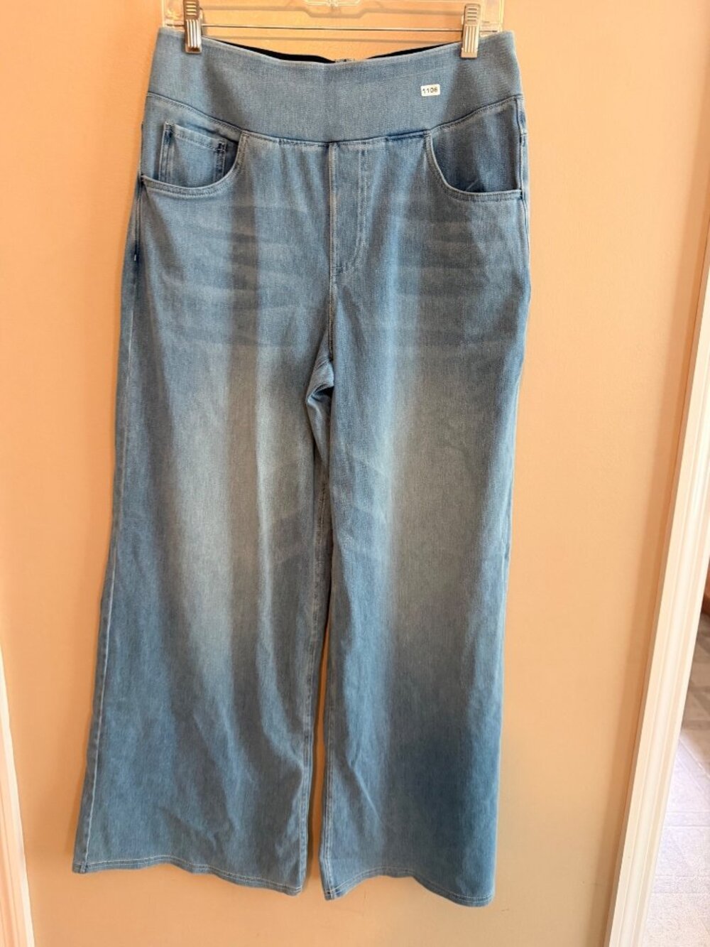 Halara Size Large Wide Leg Jeans High-Waisted Stretch Denim light Blue Large - Picture 5 of 8